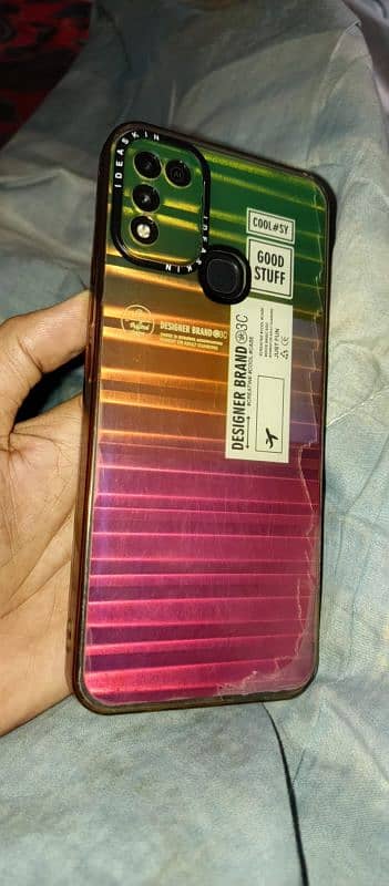 Infinix hot 11 play 4/64 6000,mah battery only 16,000 2