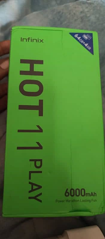 Infinix hot 11 play 4/64 6000,mah battery only 16,000 7