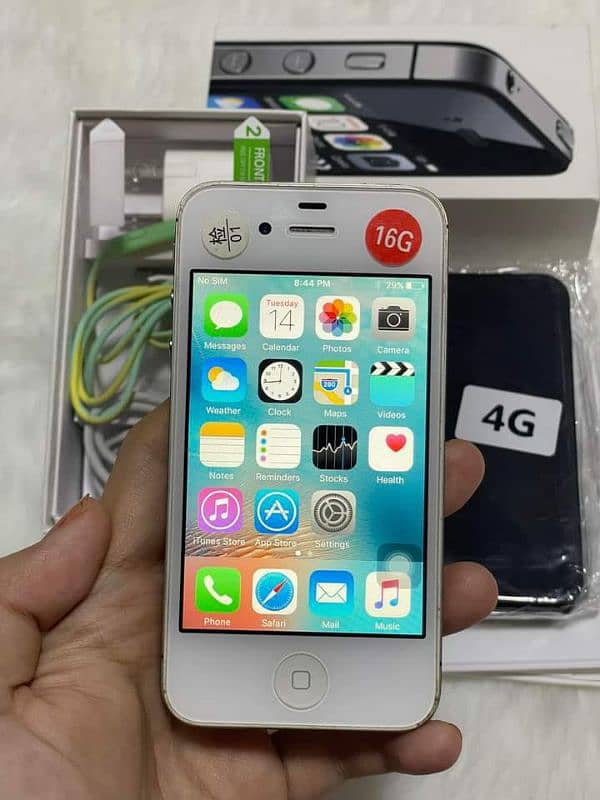 iPhone 4s 16 GB my WhatsApp number 0326=7545=267 0