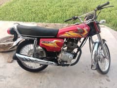 Honda 125 Red