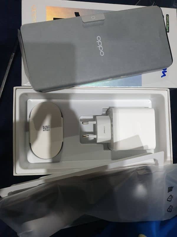 Oppo reno 12 12/512 brand new 1