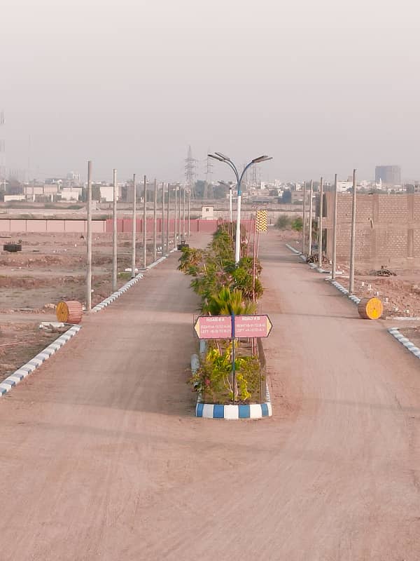 Park Facing & 60 Feet Road Facing Plot For Sale In Andaleeb Society 3