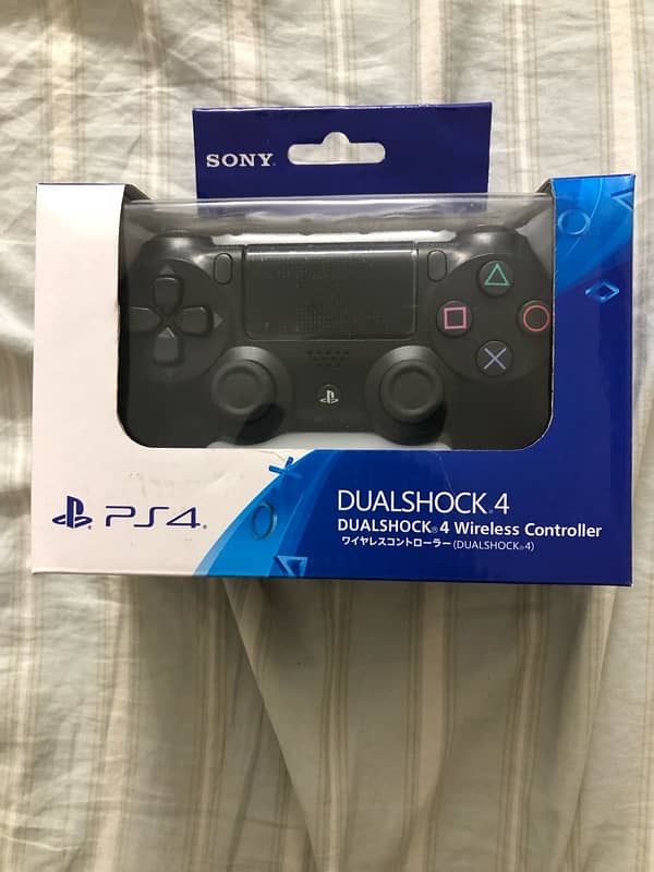 PS4 controller v2 (original) WITH BOX 4