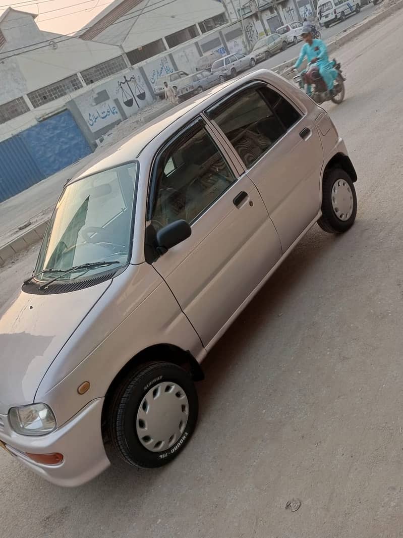 Daihatsu Cuore 2004 4