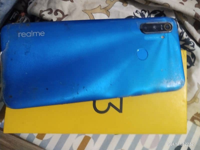 realme c3 3gbram 32gb rom box k sath 3