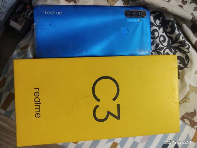 realme c3 3gbram 32gb rom box k sath 4