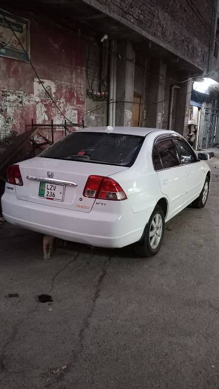 Honda Civic EXi 2005 1