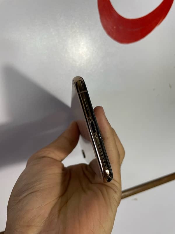 iphone xs max 256gb pta 3