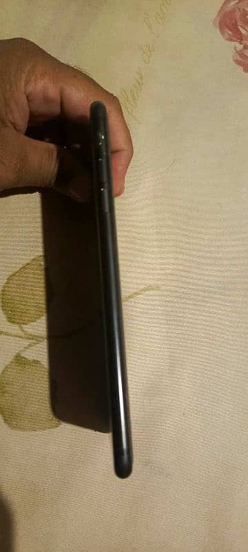 Iphone 7 plus 10/9 condition hai battery change hai 3