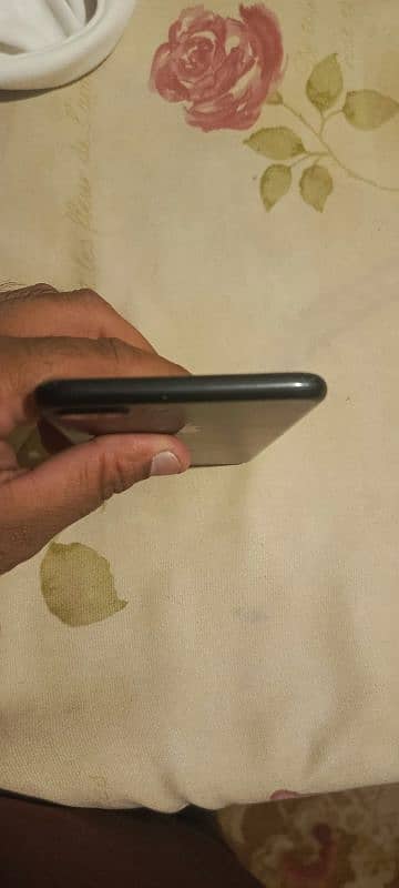 Iphone 7 plus 10/9 condition hai battery change hai 4