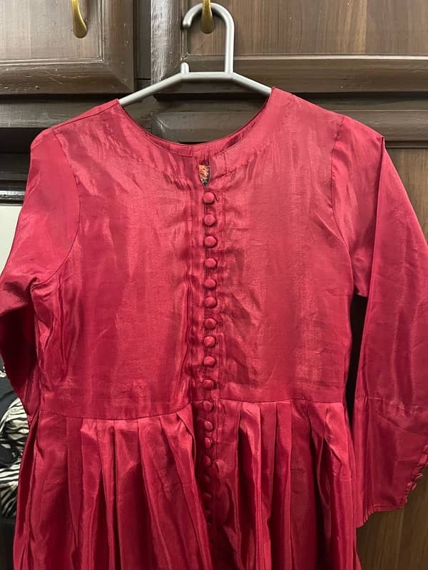 plain maroon frock with embroidered organza dubata 1