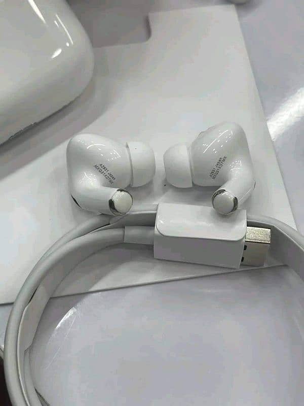 AirPods Pro 2nd Generation 3