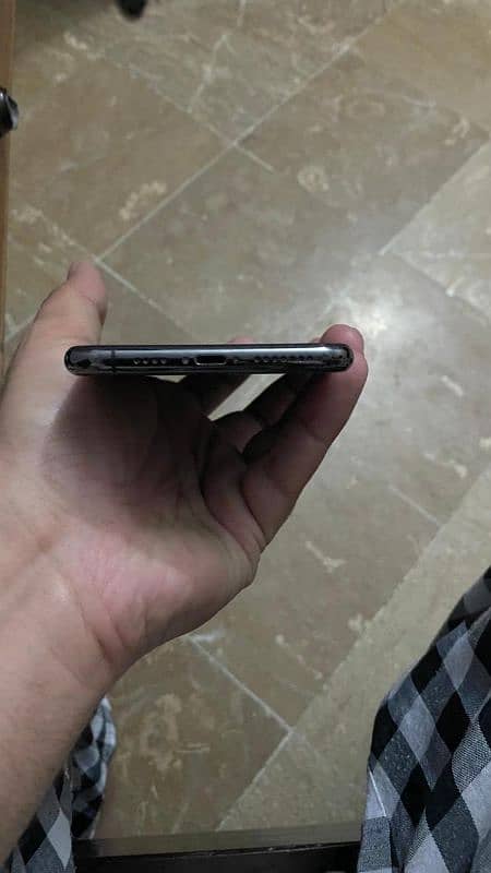 iphone xsmax 64gb PTA 4