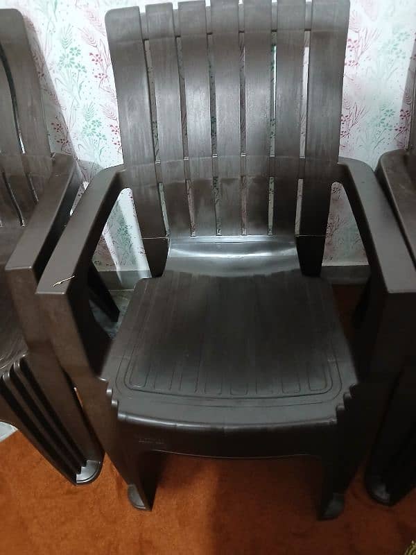 chairs for sale . new han. underwarranty han r bill mojod h 1