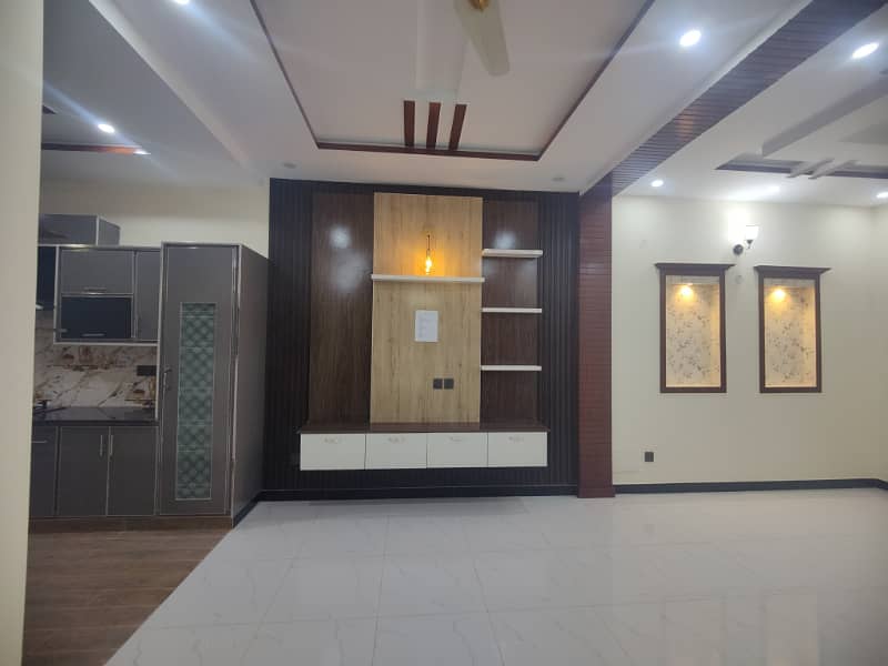 Sector N 5 Marla House For Rent 8