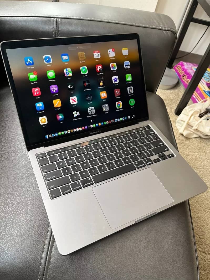 Macbook Pro 2020 2Ghz 16GB/512GB 13" 8