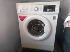 Fully automatic washingmachine