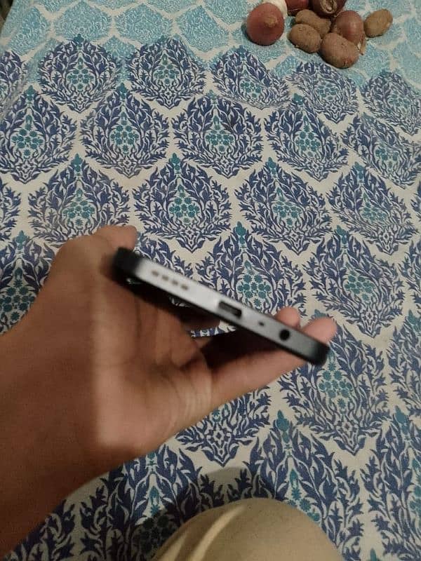 realme c51 mobile 10by10 condition 3 months used 100 bettry life 4/64 6