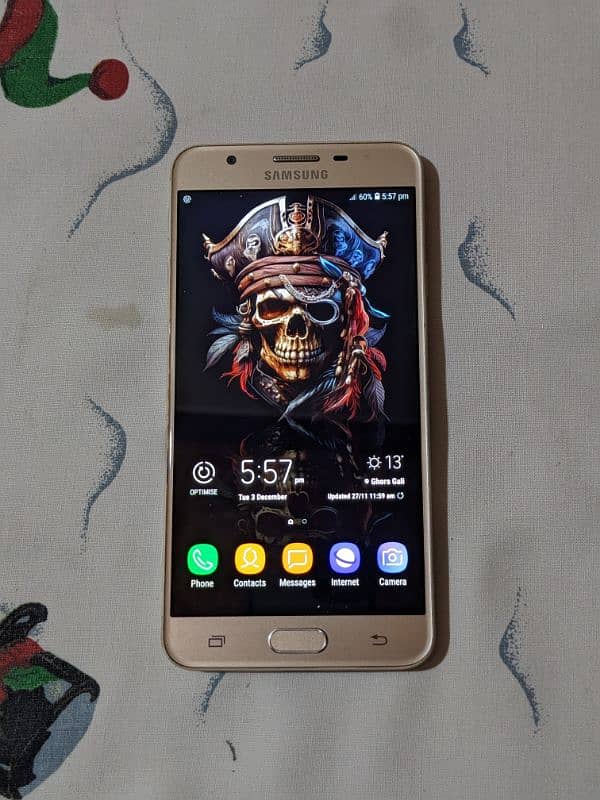 Samsung Galaxy J7 Prime 0