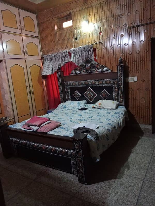 Double bed , new condition 1