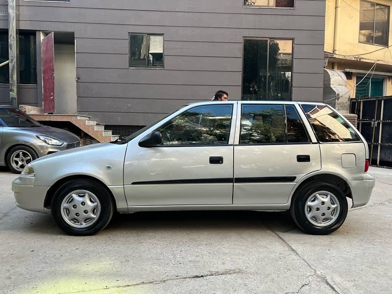 Suzuki Cultus VXR 2010 13