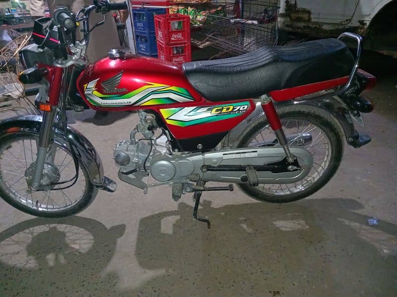 Honda 70 1St hand like new 2