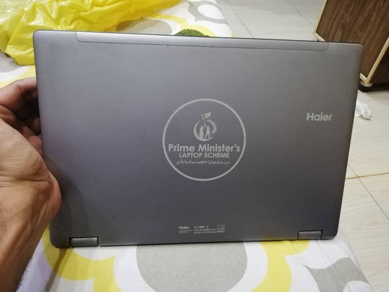 Haier Y11c like new 4