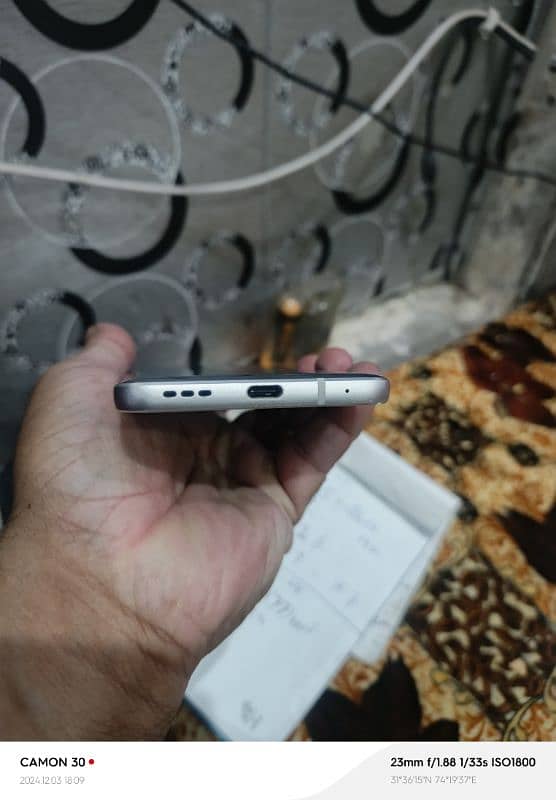 lg g6 4GB Ram 32 GB memory PTA Aprove 9