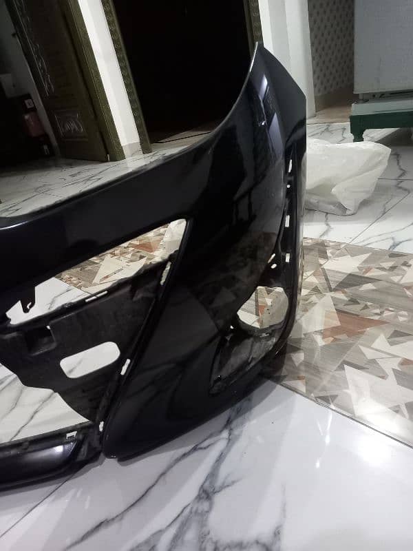 Toyota yaris front bumper 0