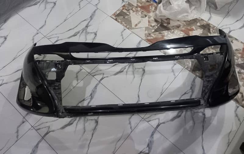 Toyota yaris front bumper 4