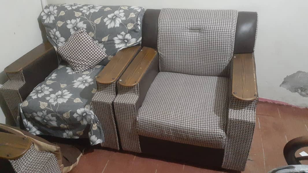 Five seater sofa set 0