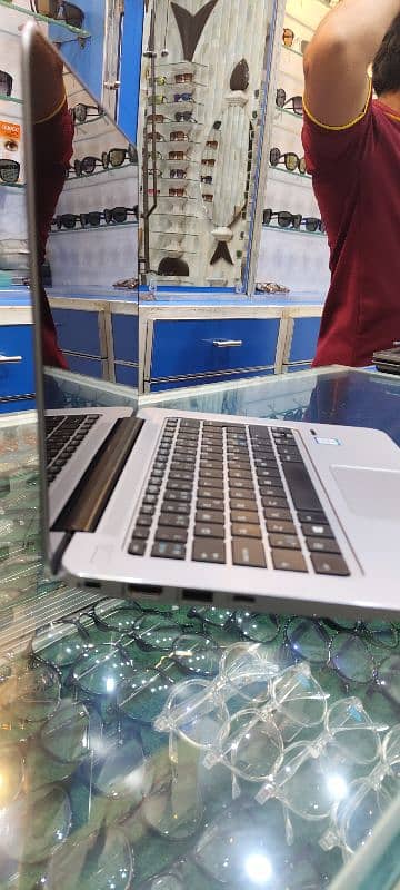 HP LAPTOP CORE  M7 VPRO 3