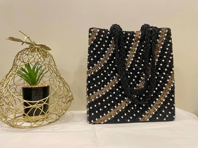 Baglore. com Handbags & Clutches – Stylish, Handcrafted Elegance 1