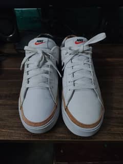 Nike(preloved/uses)