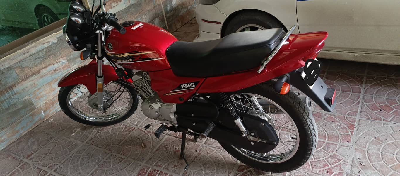 Yamaha YB 125Z 2022 9