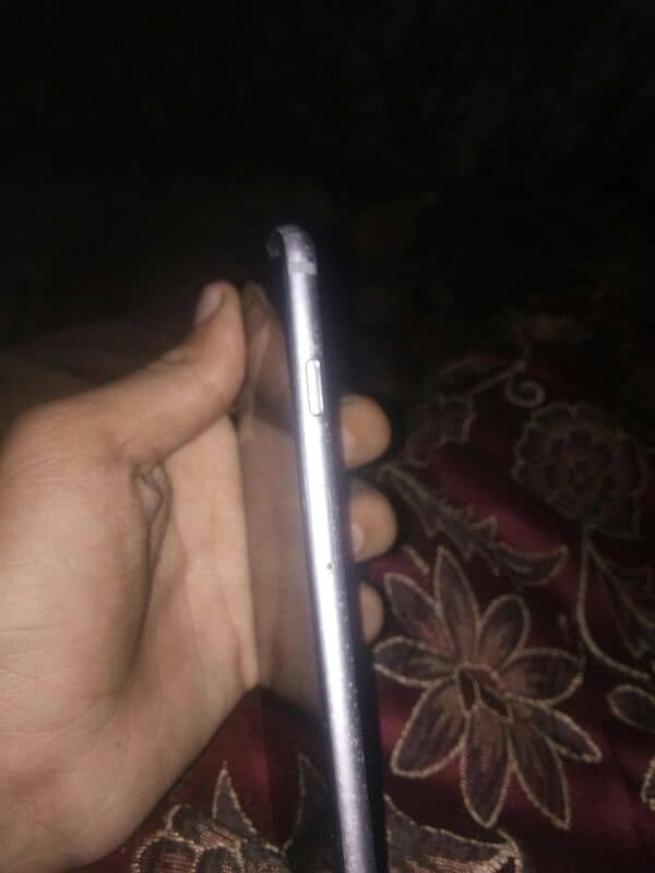 SELL MY IPHONE 6S NON PTA  IN 10/8 CONDITION 6