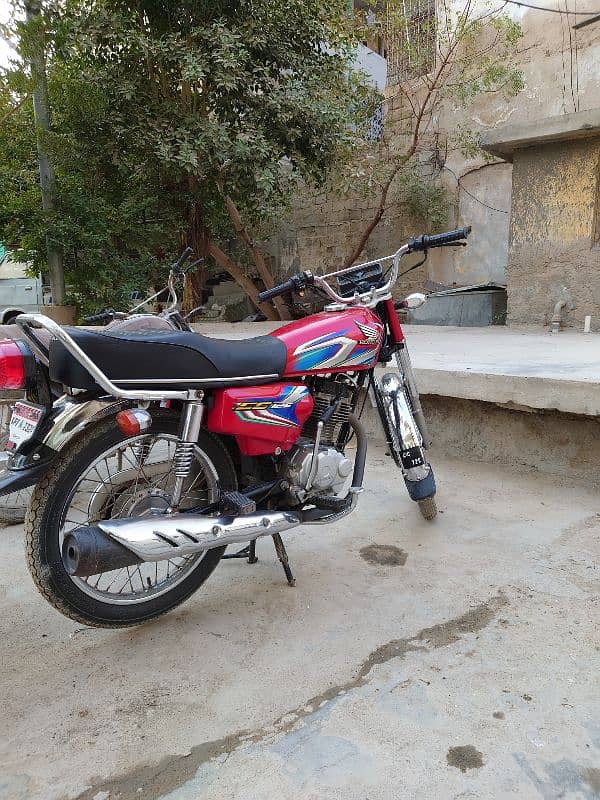 Honda 125 mint condition 4