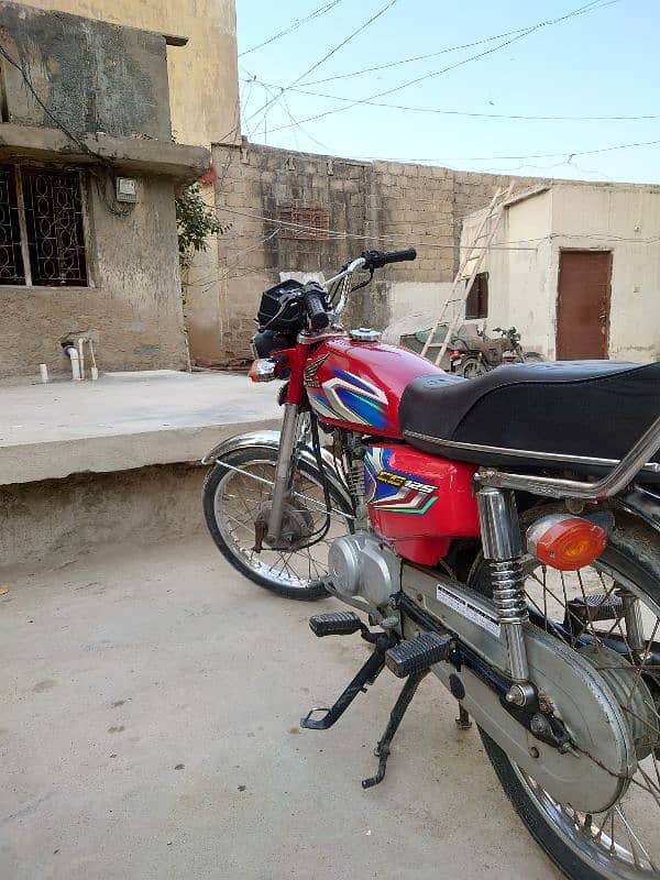 Honda 125 mint condition 6