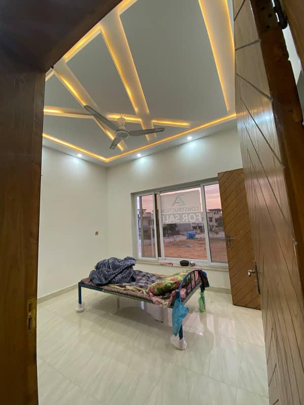 Brand New 5 Marla Luxury House for Sale at Investor Price in Bahria Town Phase 8 12