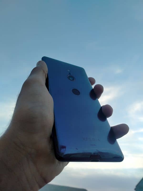 Sony Xperia XZ3 FOR SALE 11