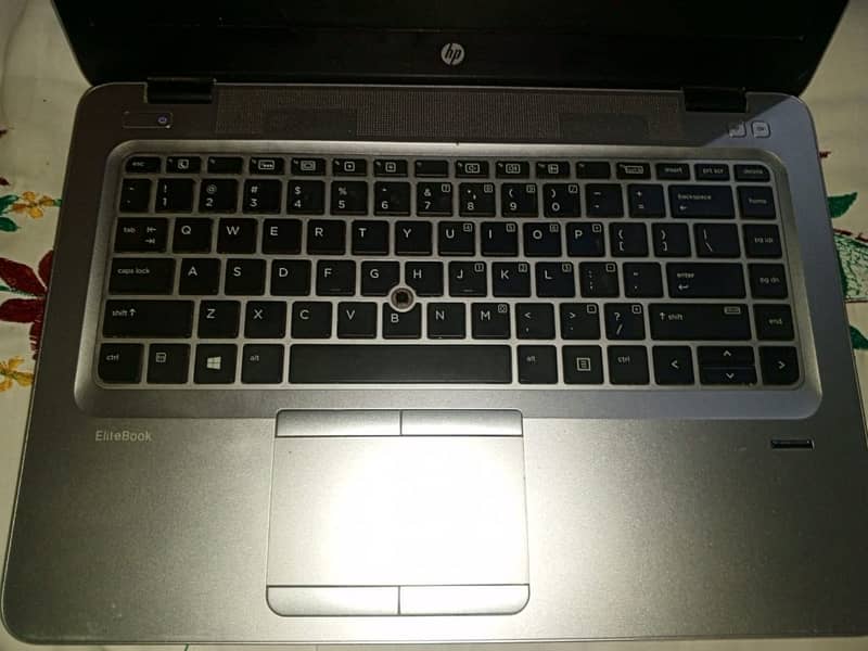 hp elitebook i5 6 gen 8 gb ram 512gb hard 1