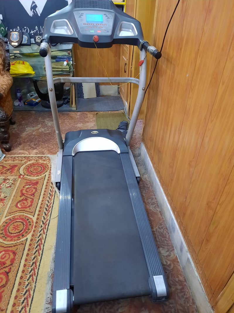 Slimline treadmill forsale 0