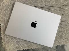 Macbook Pro 2021 (M1 Pro) | 16/512 Silver