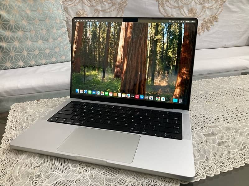 Macbook Pro 2021 (M1 Pro) | 16/512 Silver 1