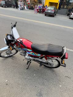 Honda CD 70 2024