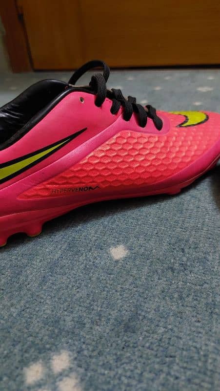 Hypervenom Football shoes 4