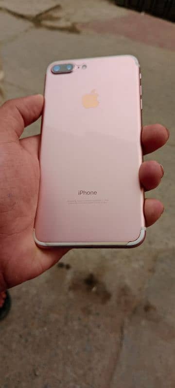 iphone 7 plus 128gb  pta approved 1