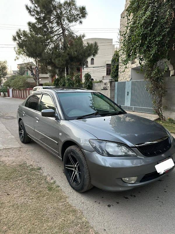 Honda Civic VTi Oriel 2004 (Sunroof) 8