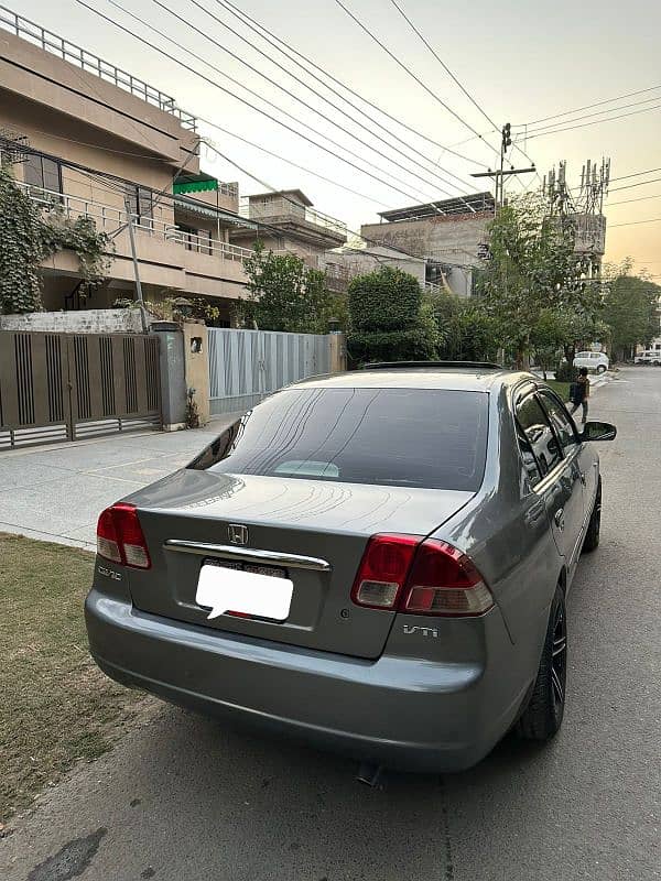 Honda Civic VTi Oriel 2004 (Sunroof) 10