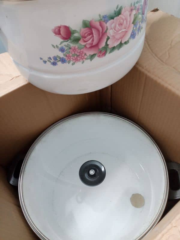 set of 2 medium and large stock pot 1